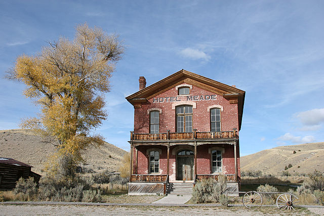 640px-Bannack,_the_old_hotel