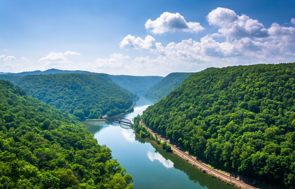 30059256 - view of the new river from hawk's nest state park, west virginia.