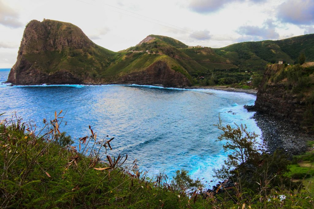 road to hana maui hawaii beach coastal view