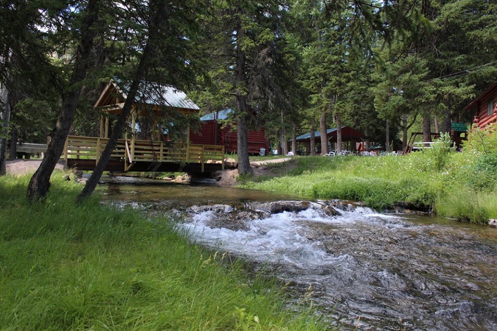 wickiup-cabins